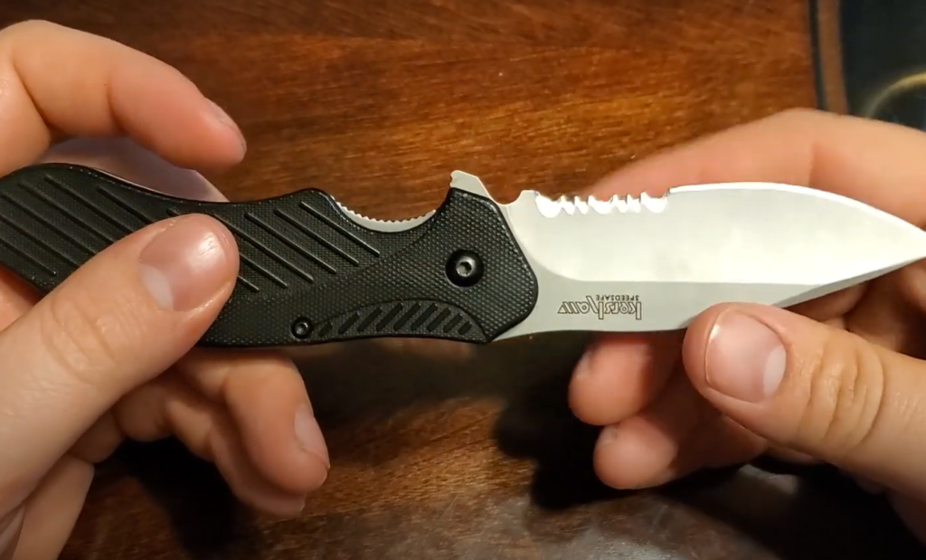 What To Look For In A Hunting Knife