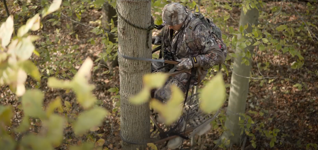 When Should A Hunter Wear A Fall-Arrest System